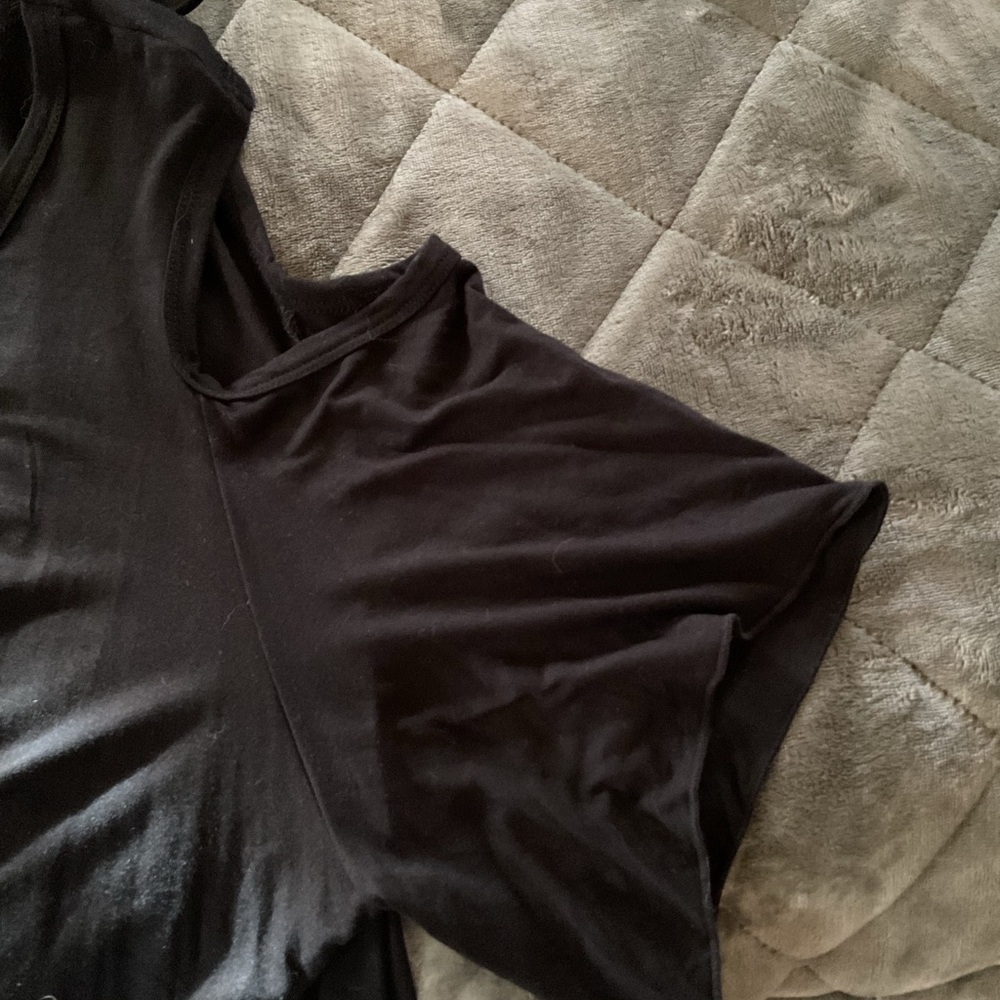 Full Throttle Saloon Black Graphic Top with Skull Design Cold Shoulder - Picture 4 of 5